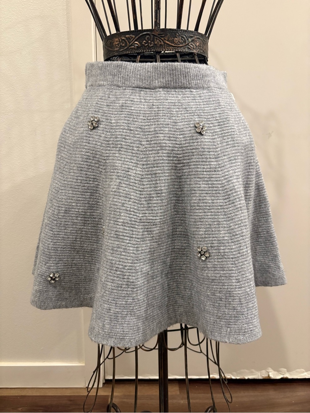 Embellished Light Gray Knit Circle Skirt